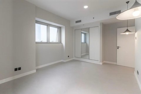 Apartment in Dubai Marina, Dubai 2 bedrooms, 122 sq.m. № 105710 - photo 2
