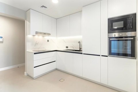 Apartment in Dubai Marina, Dubai 2 bedrooms, 122 sq.m. № 105710 - photo 15