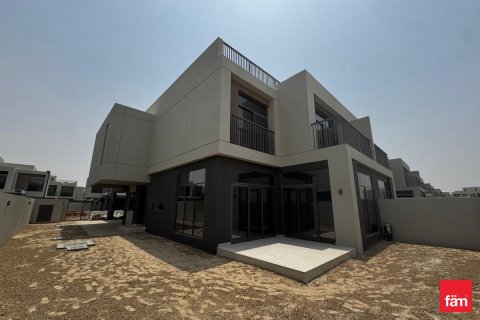 Villa à Dubai, 4 chambres, 252 m², № 95713