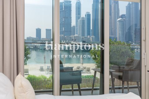 Снять в аренду дуплекс в Dubai Harbour, Дубай: 3 спальни, 188.31438100м², № 122062 - фото 19