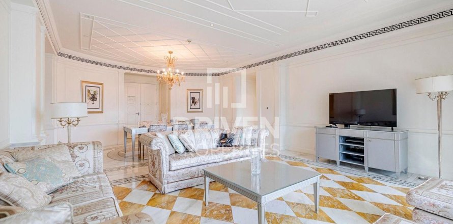 Квартира в Palazzo Versace, Culture Village, Дубай, 3 спальни, 208.01м², № 128419