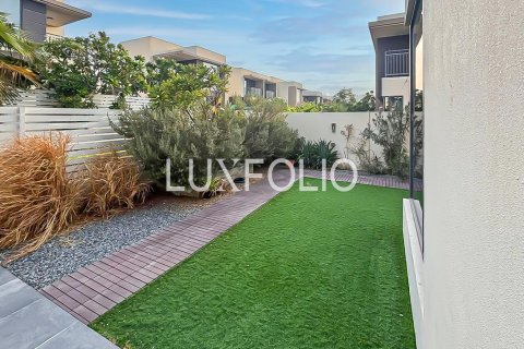 Снять в аренду виллу в Maple at Dubai Hills Estate, Дубай Хилс Эстейт, Дубай: 4 спальни, 299м², № 46366 - фото 14