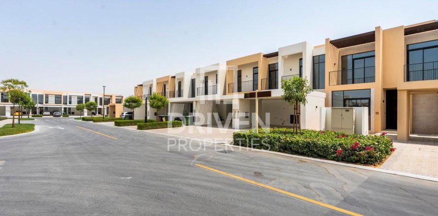 Villa en EMAAR South, Dubai South (Dubai World Central), Dubai, 3 dormitorios, 137.78 m², № 140998