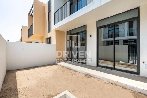 Villa en EMAAR South, Dubai South (Dubai World Central), Dubai, 3 dormitorios, 137.78 m², № 140998 - foto 17