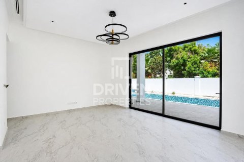 Villa en Jasmine Leaf, Al Barari, Dubai, 6 dormitorios, 1902.84 m², № 140987 - foto 4
