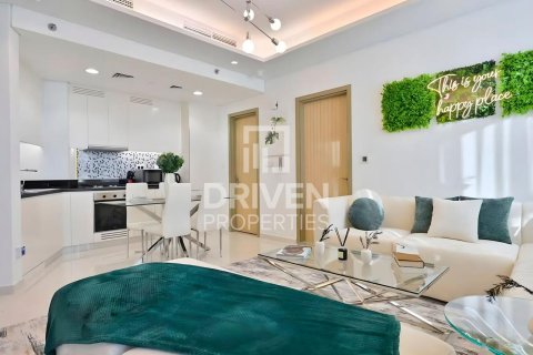 Appartement à Paramount Tower Hotel & Residences, Business Bay, Dubai, 2 chambres, 122.72 m², № 136673