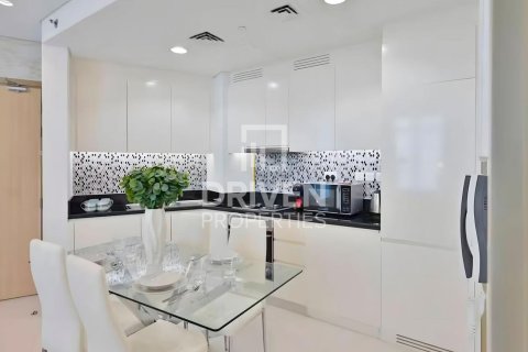 Appartement à Paramount Tower Hotel & Residences, Business Bay, Dubai, 2 chambres, 122.72 m², № 136673 - photo 16