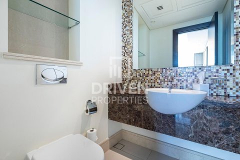 Apartamento en Downtown Dubai (Downtown Burj Dubai), Dubai, 1 dormitorio, 86.12 m², № 136674 - foto 17