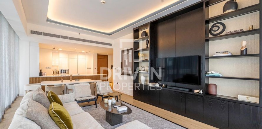 Apartamento en Al Wasl, Dubai, 3 dormitorios, 186.55 m², № 136671