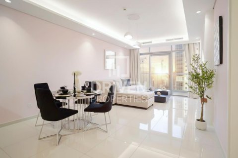 Appartement à Paramount Tower Hotel & Residences, Business Bay, Dubai, 2 chambres, 122.72 m², № 136670 - photo 2