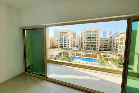 Appartement à Al Arta, Greens, Dubai, 2 chambres, 121 m², № 142343