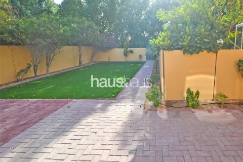 Villa à Arabian Ranches, Dubai, 3 chambres, 273 m², № 43876 - photo 10
