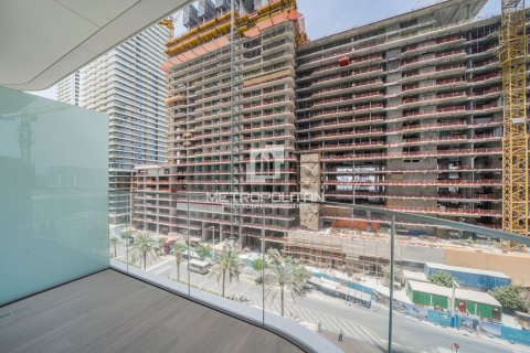 Apartamento en EMAAR Beachfront, Dubai Harbour, Dubai, 1 dormitorio, 74 m², № 72731 - foto 6