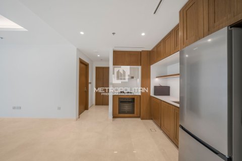 Apartamento en EMAAR Beachfront, Dubai Harbour, Dubai, 1 dormitorio, 74 m², № 72731 - foto 7