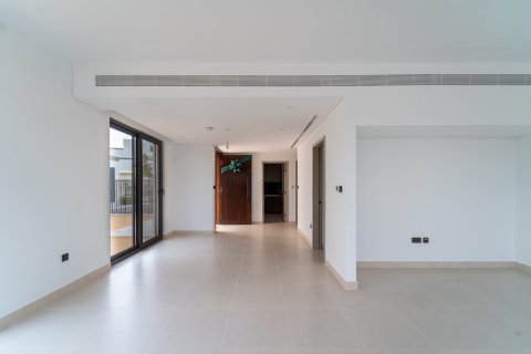 Villa in Dubai Sports City, Dubai 4 bedrooms, 269 sq.m. № 139669 - photo 5