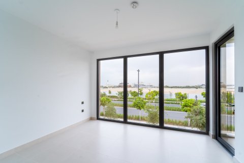 Villa in Dubai Sports City, Dubai 4 bedrooms, 269 sq.m. № 139669 - photo 9