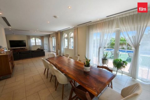 فيلا في Jumeirah Park, دبي 5 غرف نوم , 694.3 م² رقم 118462 - صورة 2