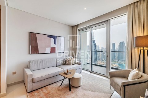 Apartment in Vida Residences Dubai Mall, Downtown Dubai (Downtown Burj Dubai), Dubai 1 bedroom, 74.6 sq.m. № 129223 - photo 2