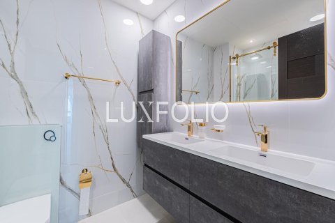 Купить квартиру в Дубай Марине, Дубай: 4 спальни, 224м², № 45958 - фото 23