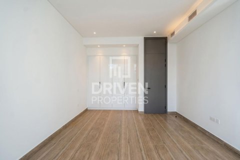 Снять в аренду таунхаус в Аль-Барари, Дубай: 4 спальни, 180.32м², № 128227 - фото 3