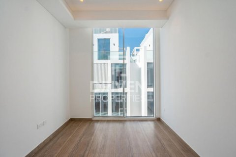 Снять в аренду таунхаус в Аль-Барари, Дубай: 4 спальни, 180.32м², № 128227 - фото 14