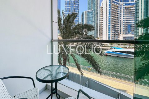 Apartment in Dubai Marina, Dubai 2 bedrooms, 96 sq.m. № 45329 - photo 24