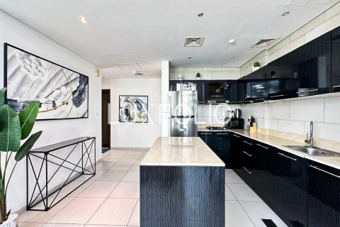 Apartment in Dubai Marina, Dubai 2 bedrooms, 96 sq.m. № 45329 - photo 7