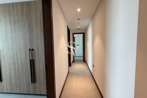 Apartment in Dubai South (Dubai World Central), Dubai 3 bedrooms, 172 sq.m. № 113227 - photo 16