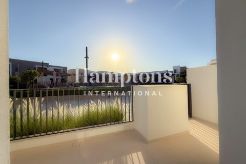 Townhouse in Arabian Ranches 3, Dubai 3 bedrooms, 125.32614700 sq.m. № 124491 - photo 10