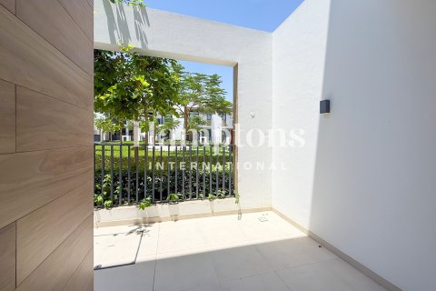 Снять в аренду таунхаус в Bliss, Arabian Ranches 3, Дубай: 3 спальни, 135.91987609м², № 124490 - фото 18