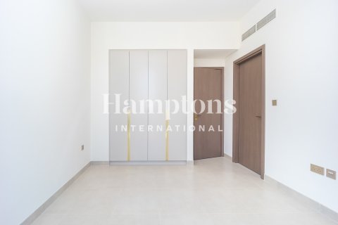 Villa en Arabian Ranches 3, Dubai, 4 dormitorios, 447.97826600 m², № 124489 - foto 7