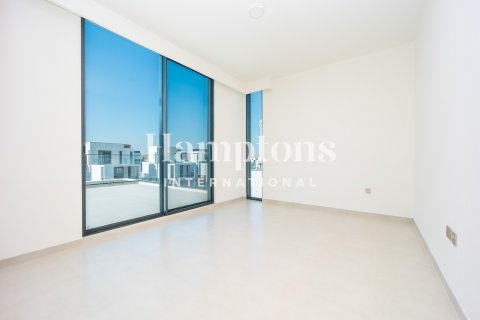 Villa en Arabian Ranches 3, Dubai, 4 dormitorios, 447.97826600 m², № 124489 - foto 11