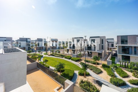 Villa en Arabian Ranches 3, Dubai, 4 dormitorios, 447.97826600 m², № 124489 - foto 22