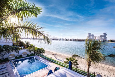 Villa in Signature Villas, Palm Jumeirah, Dubai 6 bedrooms, 1245 sq.m. № 37933 - photo 2