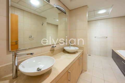 Appartement à Shoreline Apartments, Palm Jumeirah, Dubai, 2 chambres, 186 m², № 37935 - photo 9