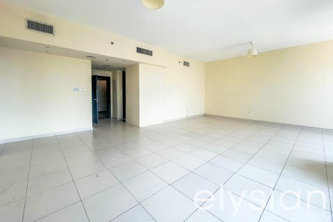 Снять в аренду квартиру в Дубай Марине, Дубай: 2 спальни, 169м², № 37929 - фото 3