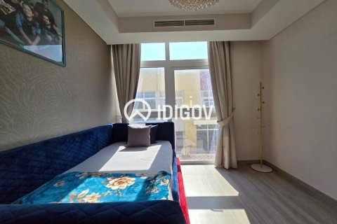 Снять в аренду таунхаус в Дубае: 3 спальни, 142.14м², № 124629 - фото 12