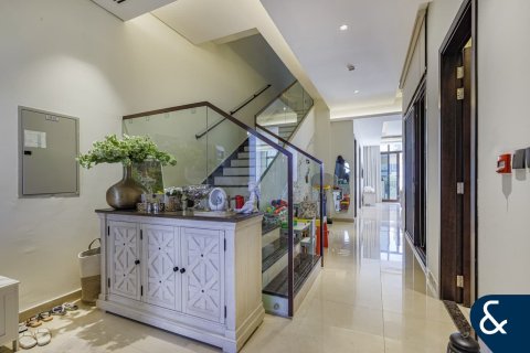 Villa à Al Furjan, Dubai, 4 chambres, 311 m², № 88498