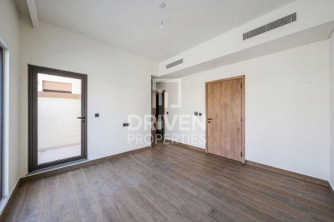 تاون هاوس في Damac Lagoons, دبي 4 غرف نوم, 144.19 م² رقم 127782 - صورة 16
