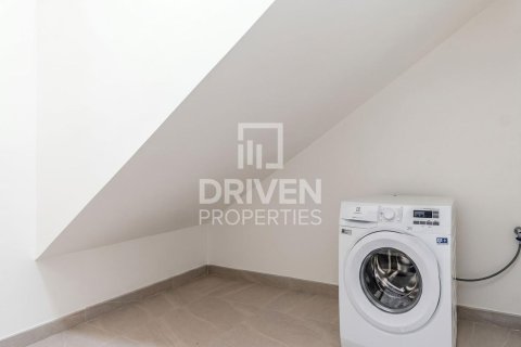 Townhouse in Damac Lagoons, Dubai 4 bedrooms, 144 sq.m. № 127781 - photo 15