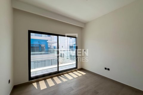 Adosado en Damac Lagoons, Dubai, 5 dormitorios, 219.62 m², № 127783 - foto 11