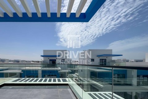 Adosado en Damac Lagoons, Dubai, 5 dormitorios, 219.62 m², № 127783 - foto 21