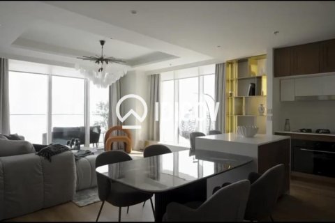 Apartment in EMAAR Beachfront, Dubai Harbour, Dubai 3 bedrooms, 179.95 sq.m. № 120896