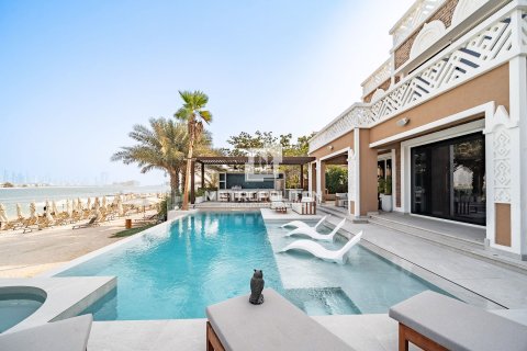 Villa in Palm Jumeirah, Dubai 5 bedrooms, 1292 sq.m. № 72940