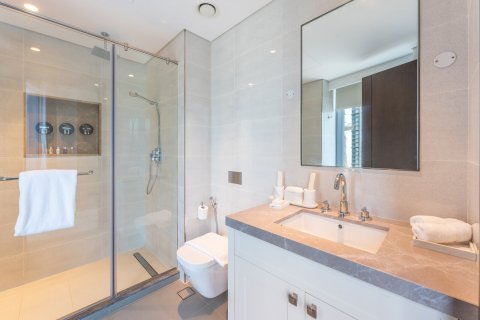 Apartment in Downtown Dubai (Downtown Burj Dubai), Dubai 2 bedrooms, 160 sq.m. № 120338 - photo 9