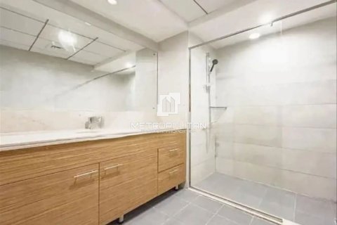 Apartment in Dubai Land, Dubai 3 bedrooms, 161 sq.m. № 73524 - photo 18