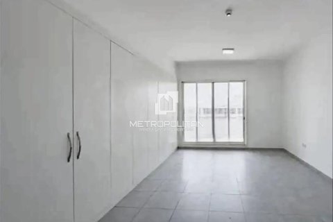 Apartment in Dubai Land, Dubai 3 bedrooms, 161 sq.m. № 73524 - photo 14