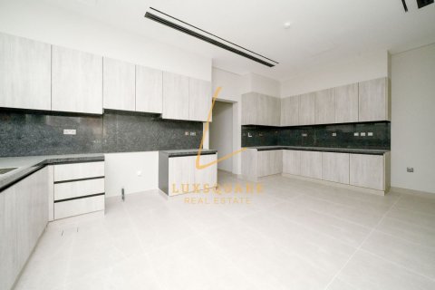 Villa in Al Furjan, Dubai 5 bedrooms, 600 sq.m. № 114186 - photo 3