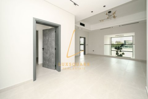 Villa in Al Furjan, Dubai 5 bedrooms, 600 sq.m. № 114186 - photo 12