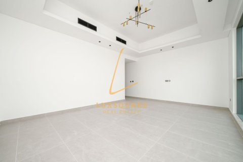 Villa in Al Furjan, Dubai 5 bedrooms, 600 sq.m. № 114186 - photo 18